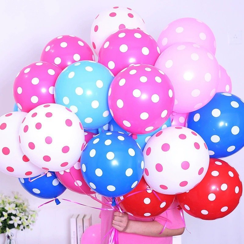 Polka-dot-balloons-4